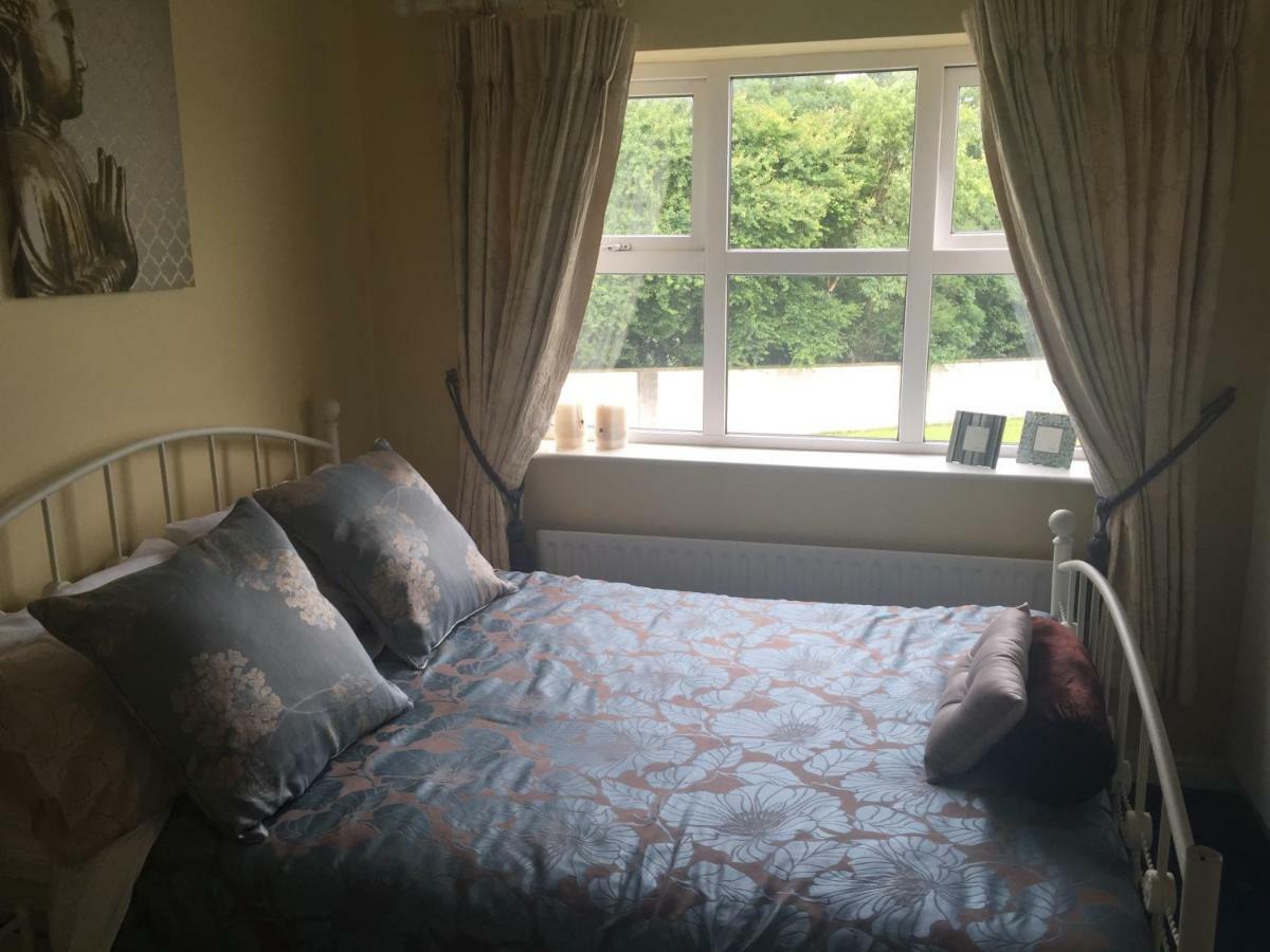 Tara Lodge Galway Eksteriør billede